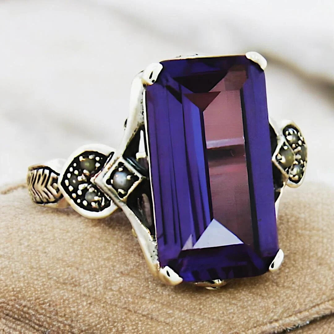 VINTAGE STYLE 925 STERLING SILVER 6.5 CARAT SIMULATED ALEXANDRITE RING #208