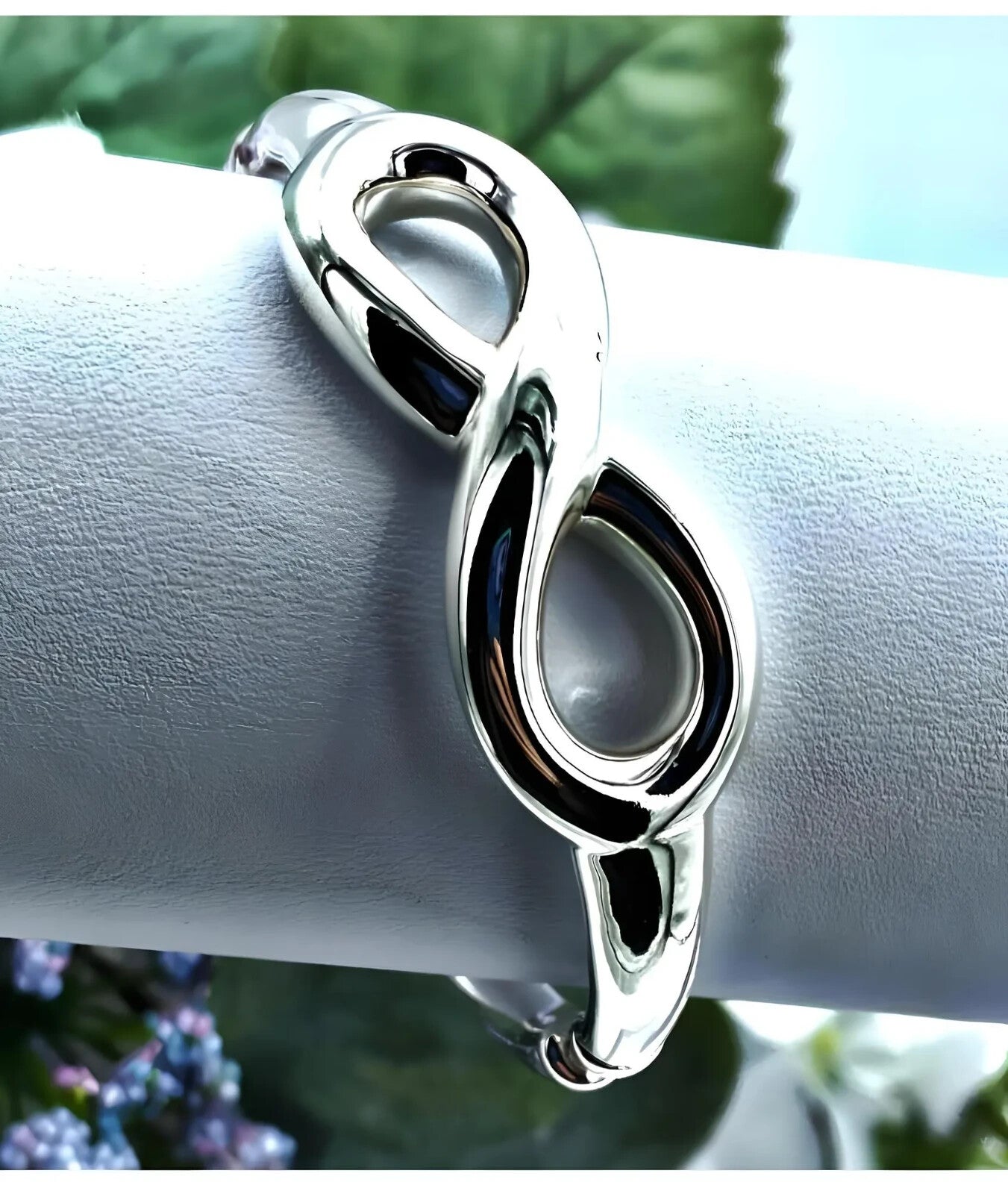 925 Sterling Silver Infinity Bangle - 6.5" Spring Hinged Lightweight 1199