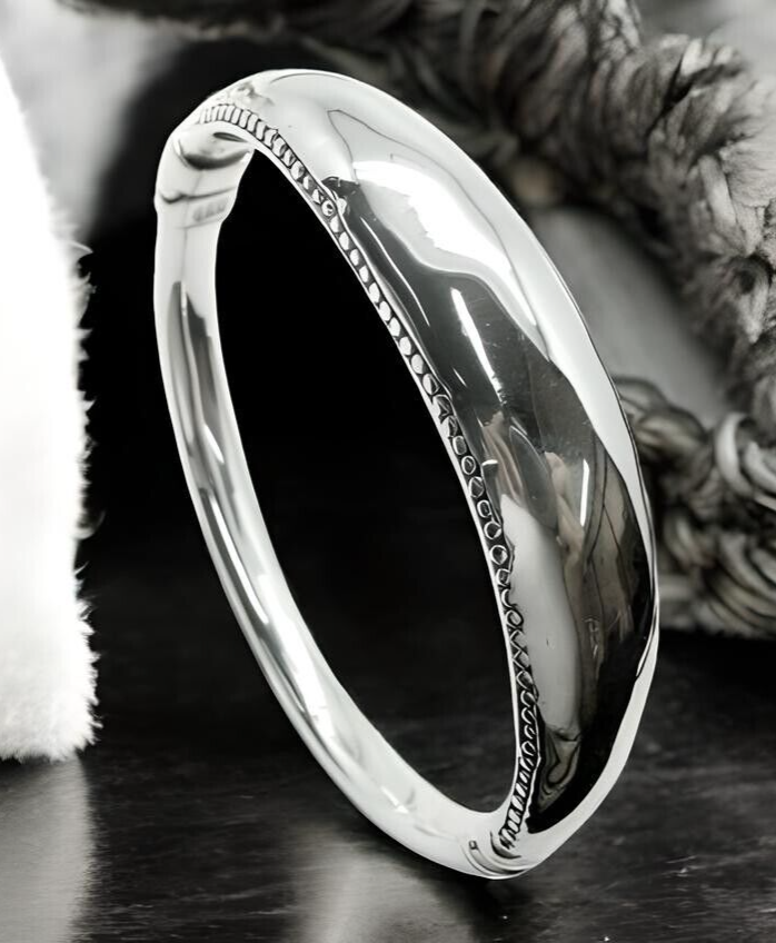 925 Sterling Silver Classic Simple Bangle-Lightweight Spring Hinged 6.5" 1498