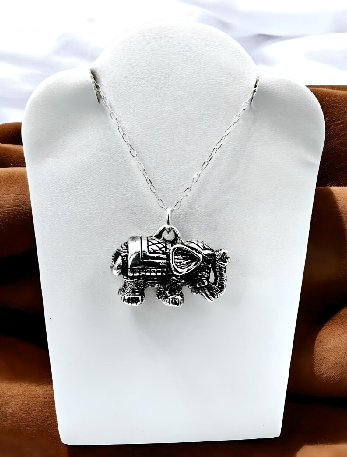 925 STERLING SILVER ELEPHANT PENDANT LIGHTWEIGHT, CHAIN SOLD SEPARATELY 1659