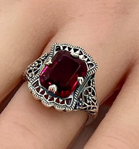 VIVID RED VINTAGE STYLE 925 STERLING SILVER SIMULATED RUBY FILIGREE RING   #1225