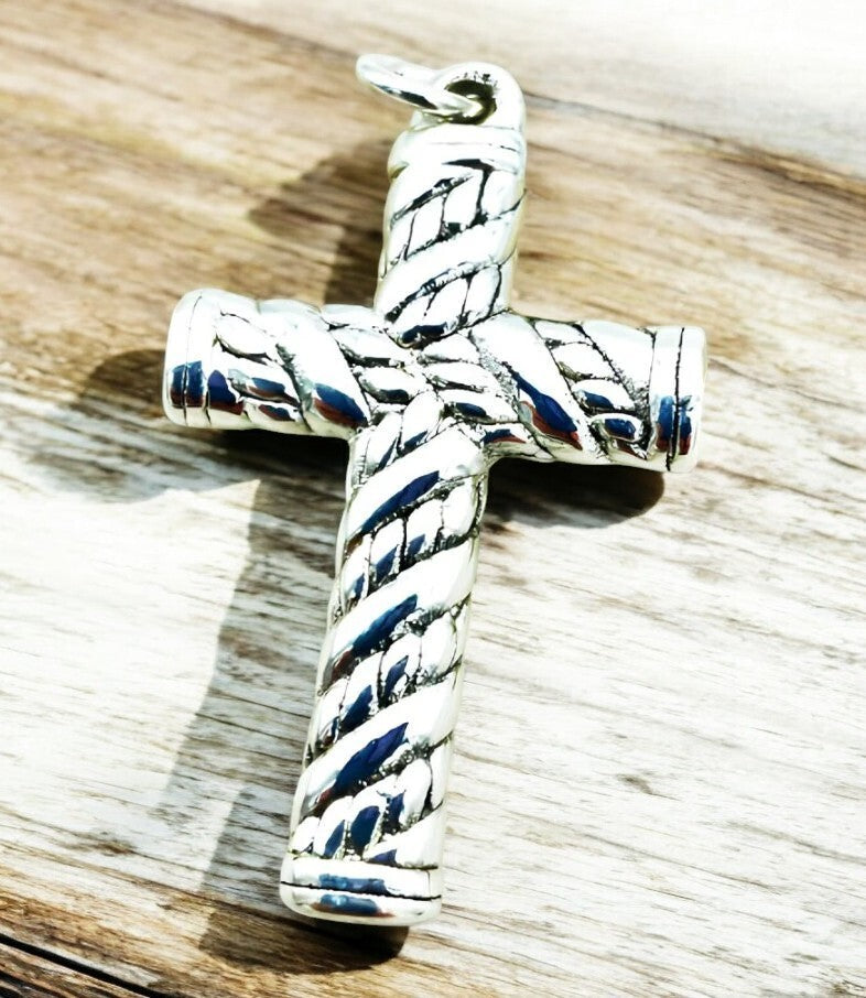 925 Silver, Light Weight Cross Pendant - Chain Sold Separate - 1444