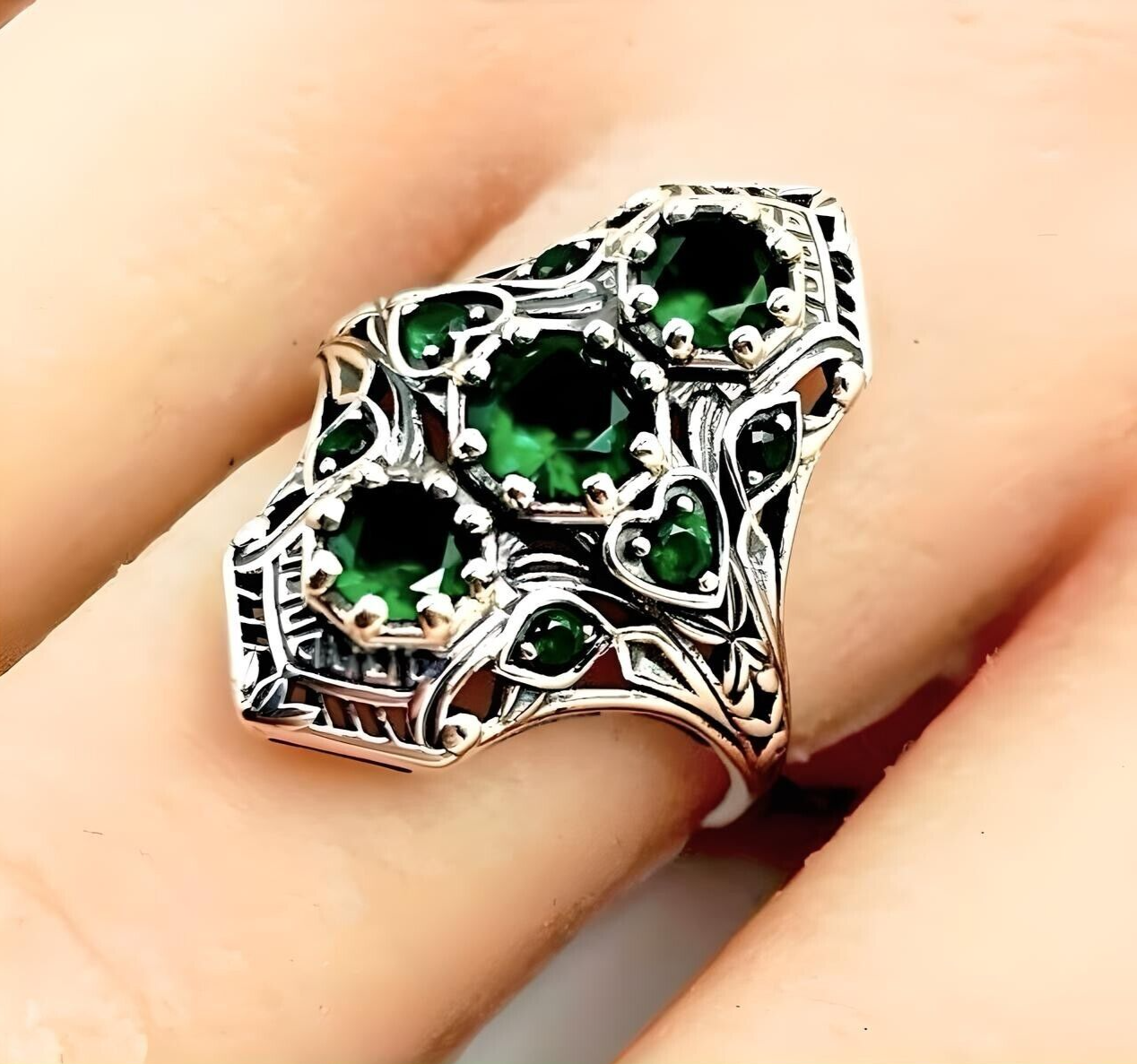 VINTAGE STYLE SIMULATED EMERALD 925 STERLING SILVER RING RHODIUM PLATED 1765