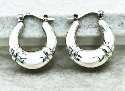 925 Silver, Lightweight Latch Back Hoops, Perfect Daily Wear Earrings 1514