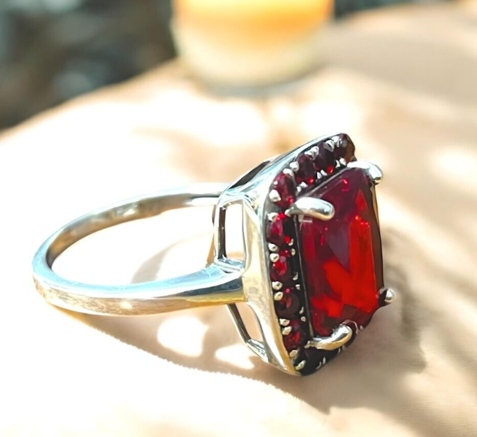 VINTAGE STYLE VIVID RED SIMULATED RUBY 925 SOLID STERLING SILVER RING 1800
