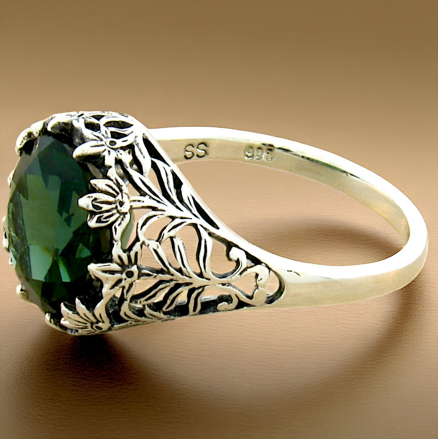 VICTORIAN STYLE 925 STERLING SILVER SIMULATED EMERALD FILIGREE RING         #779