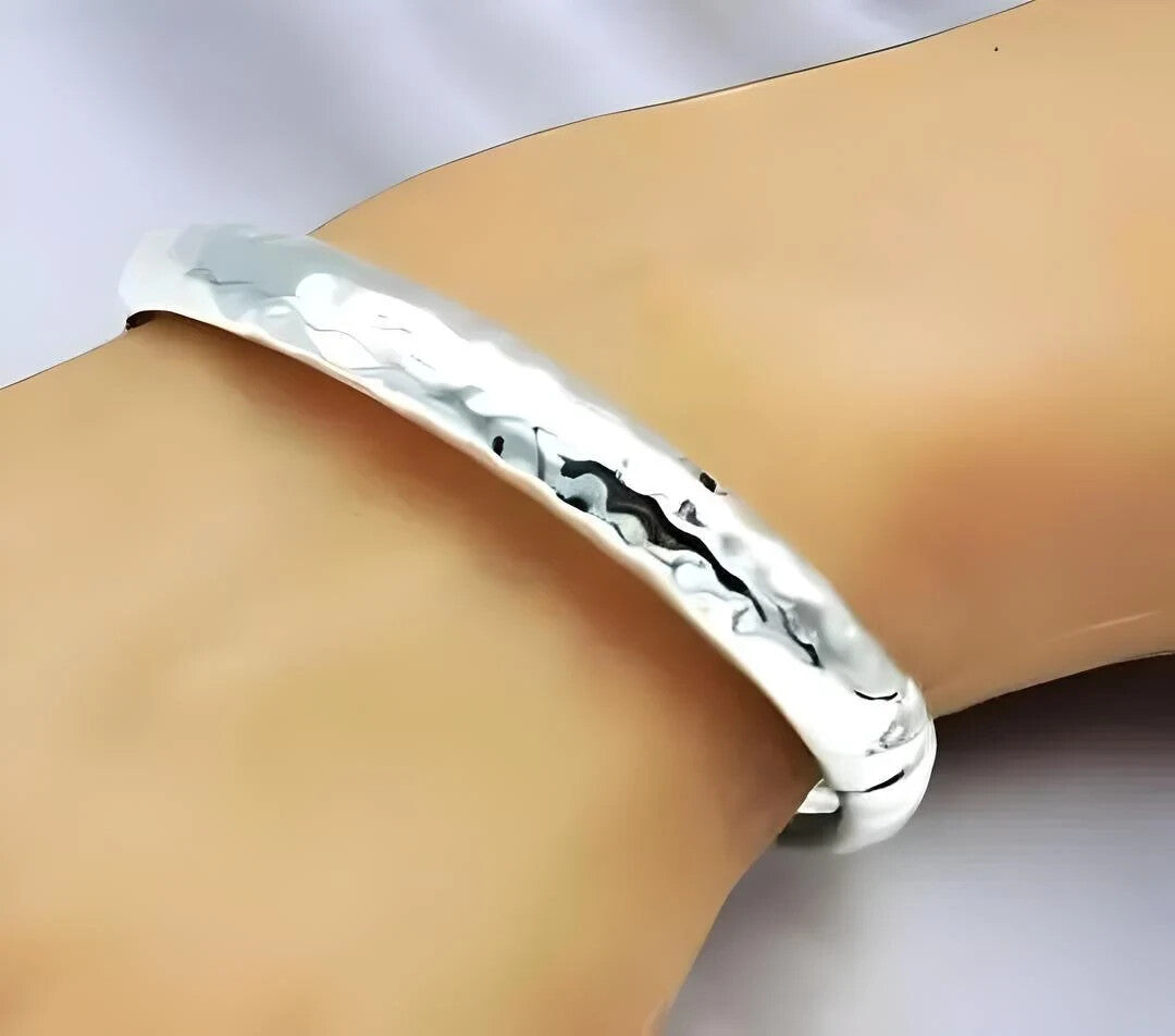 925 Sterling Silver Hammered Bracelet-Lightweight Spring Hinge 6.75" Bangle 1279
