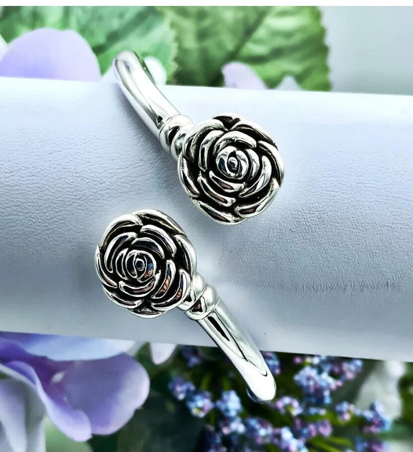 925 Sterling Silver Lightweight 7" Bangle Bracelet - Double Rose Design 1207