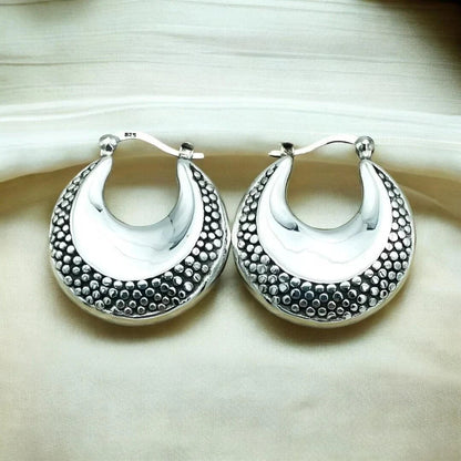 925 Sterling Silver Dot Design Lightweight Hoop Earrings-Secure Latch Back 1284