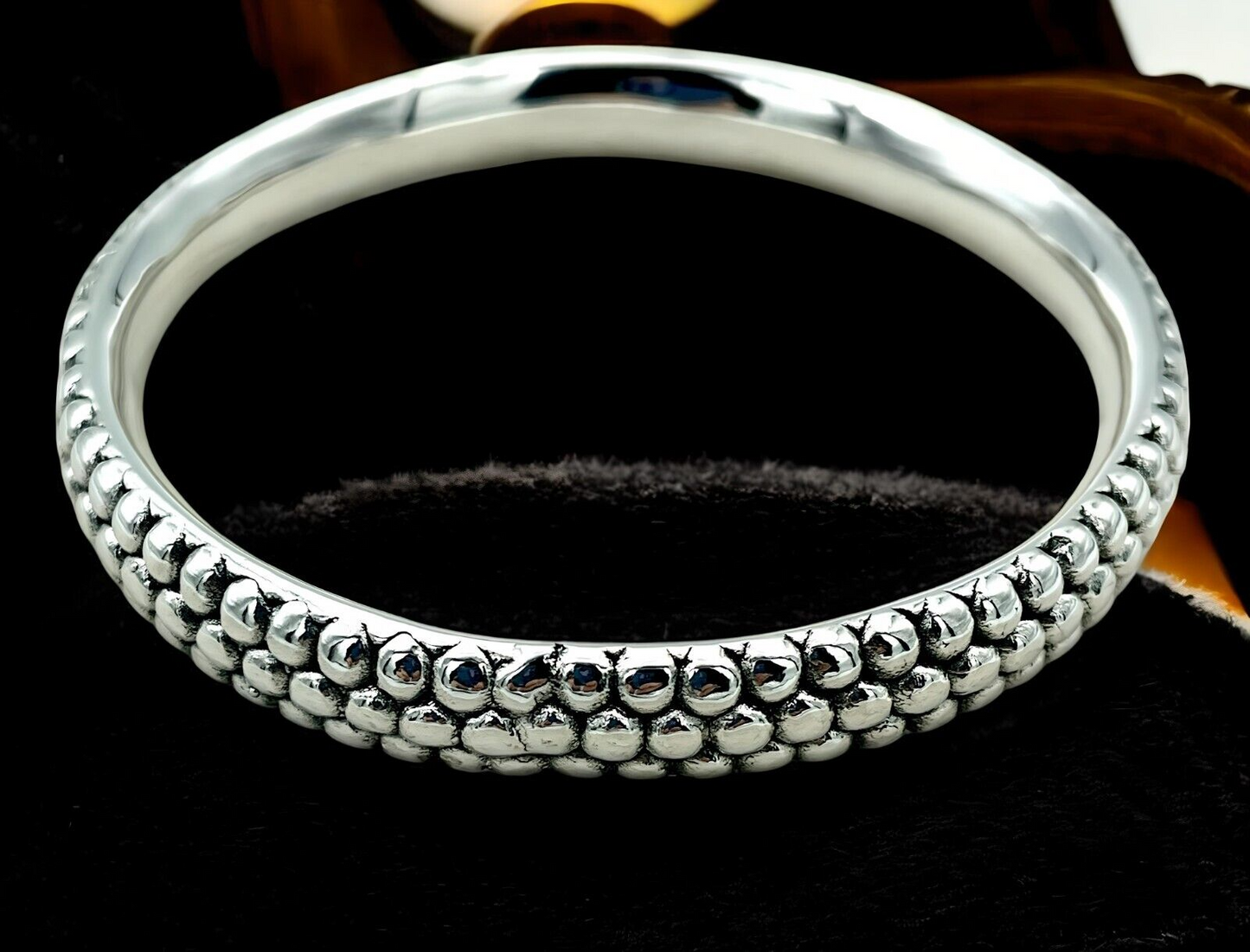 925 STERLING SILVER DOT DESIGN SLIP ON BANGLE BRACELET LIGHTWEIGHT 7.75" 1550