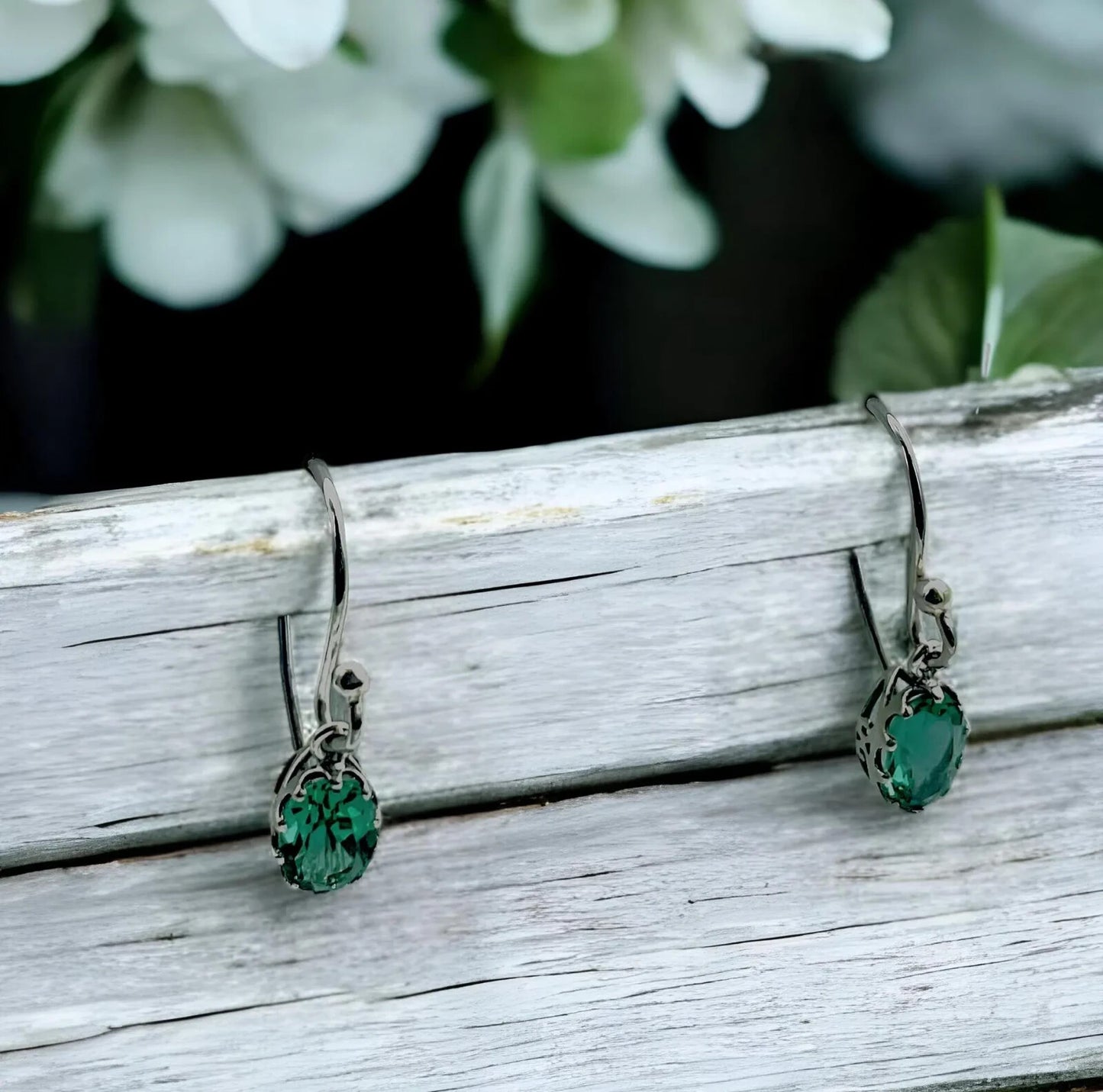 VINTAGE STYLE SIMULATED EMERALD 925 SOLID STERLING SILVER DANGLE EARRINGS 1189