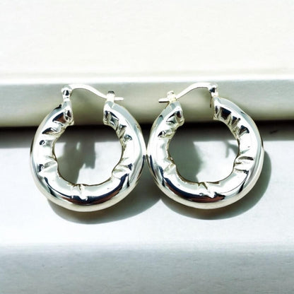 925 Sterling Silver Hoop Earrings, Hammered Finish, Latch Back, Lightweight 1520