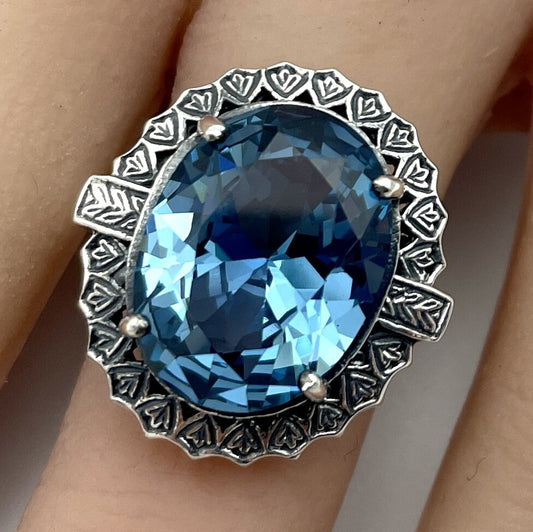 925 STERLING SILVER RING ANTIQUE STYLE 10 CARAT SIMULATED AQUAMARINE       #1055