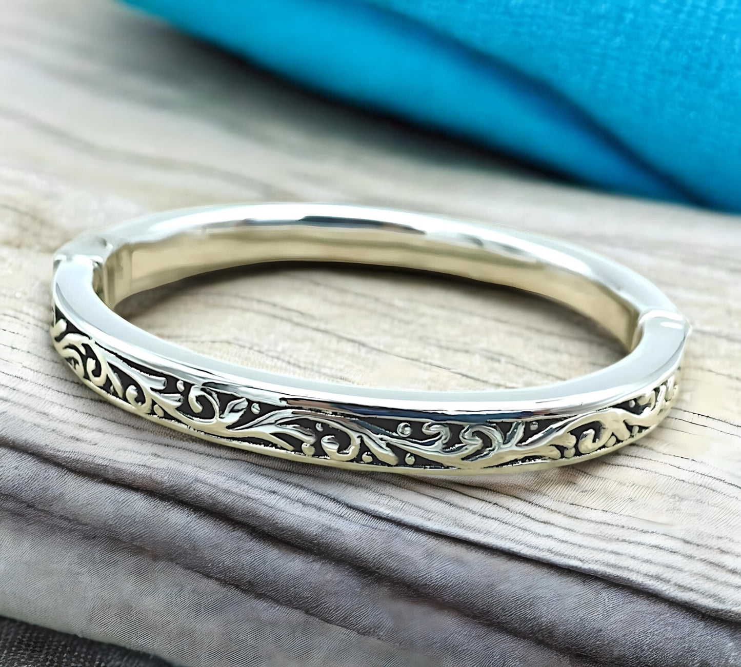 925 Sterling Silver Filigree 6.75" Hinged Bangle Bracelet, Lightweight 1273