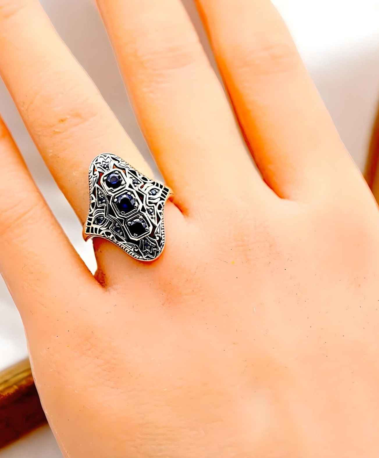 VINTAGE STYLE ROYAL BLUE SIMULATED SAPPHIRE 925 STERLING SILVER RING 1794