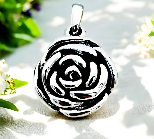 925 Sterling Silver Rose Pendant, Lightweight Charm, Chain Sold Separately 1383