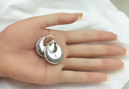 925 Sterling Silver Dot Design Lightweight Hoop Earrings-Secure Latch Back 1284