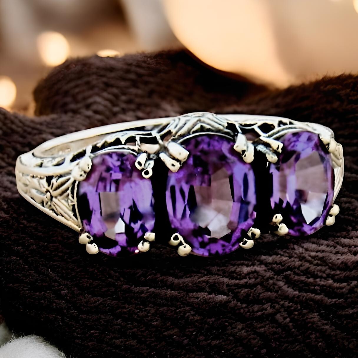 VINTAGE STYLE 925 STERLING SILVER THREE-STONE SIMULATED ALEXANDRITE RING   #422