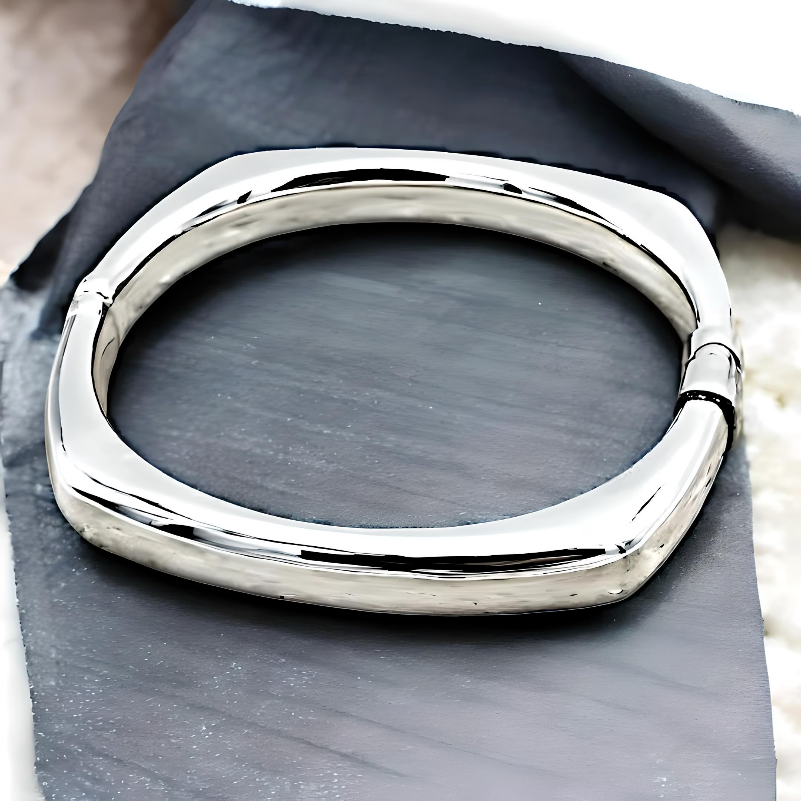 925 Sterling Silver 6 3/4" Hinged Square Bangle - Lightweight Bracelet 1250