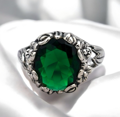 925 SOLID STERLING SILVER VIVID GREEN SIMULATED EMERALD FILIGREE RING  1771