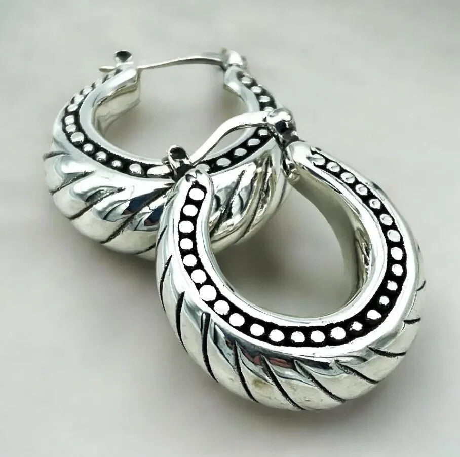 925 Sterling Silver Hoop Earrings - Lightweight Twisted Dot Design 1446