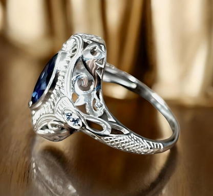 VINTAGE STYLE RHODIUM PLATED 925 STERLING SILVER SIMULATED SAPPHIRE RING 1799