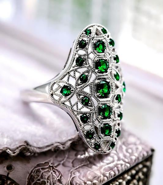 VINTAGE STYLE 925 STERLING SILVER RHODIUM PLATED SIMULATED EMERALD RING 1801