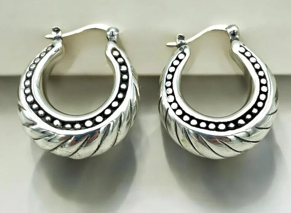 925 Sterling Silver Hoop Earrings - Lightweight Twisted Dot Design 1446