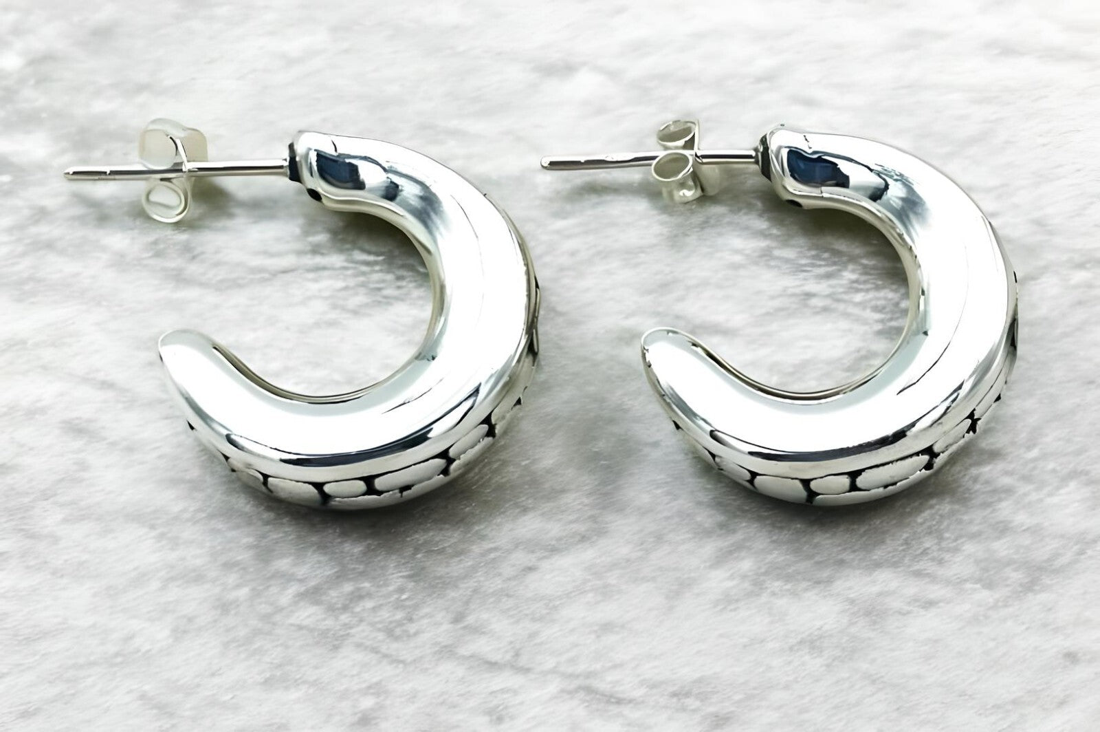 925 Silver, Lightweight Earrings - Cobblestone Hoops with Push Back Design 1528