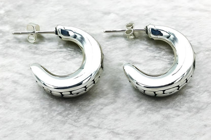925 Silver, Lightweight Earrings - Cobblestone Hoops with Push Back Design 1528