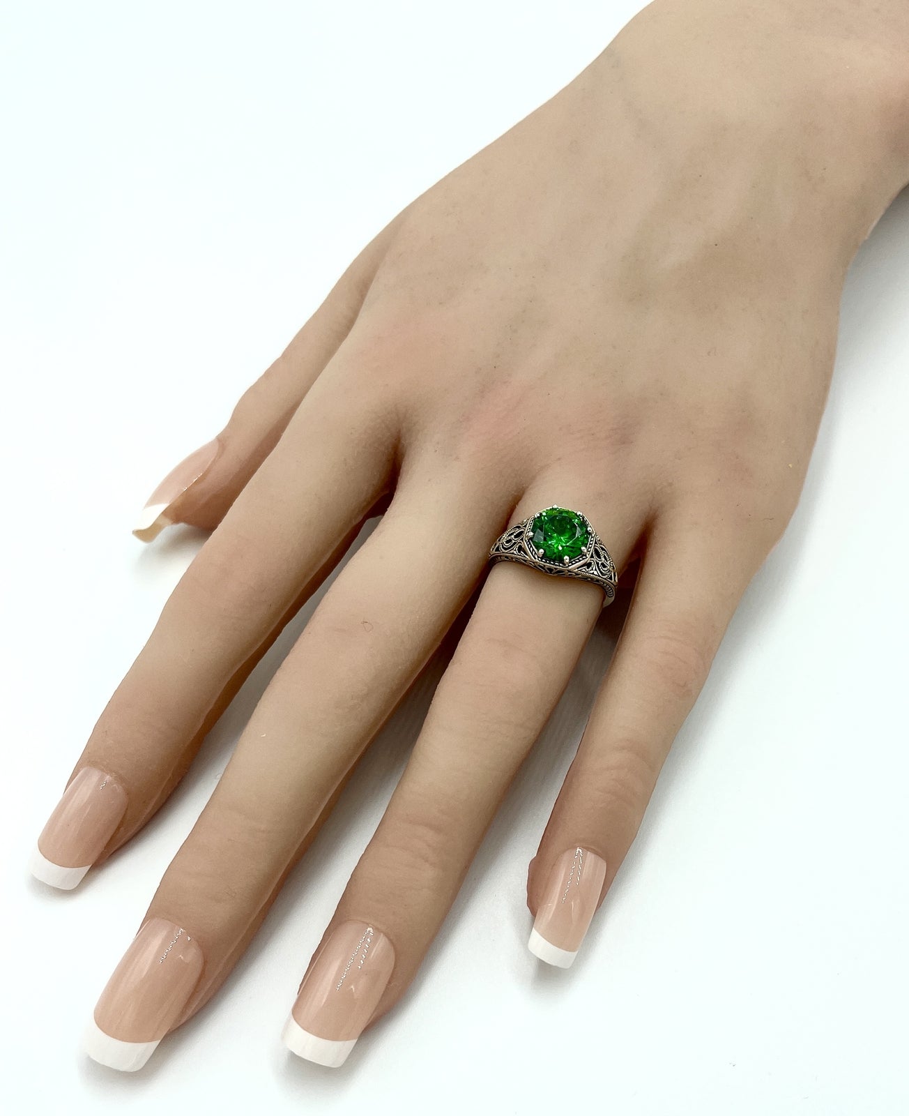 WEDDING ENGAGEMENT 925 STERLING SILVER EMERALD CZ SOLITAIRE RING           #1288