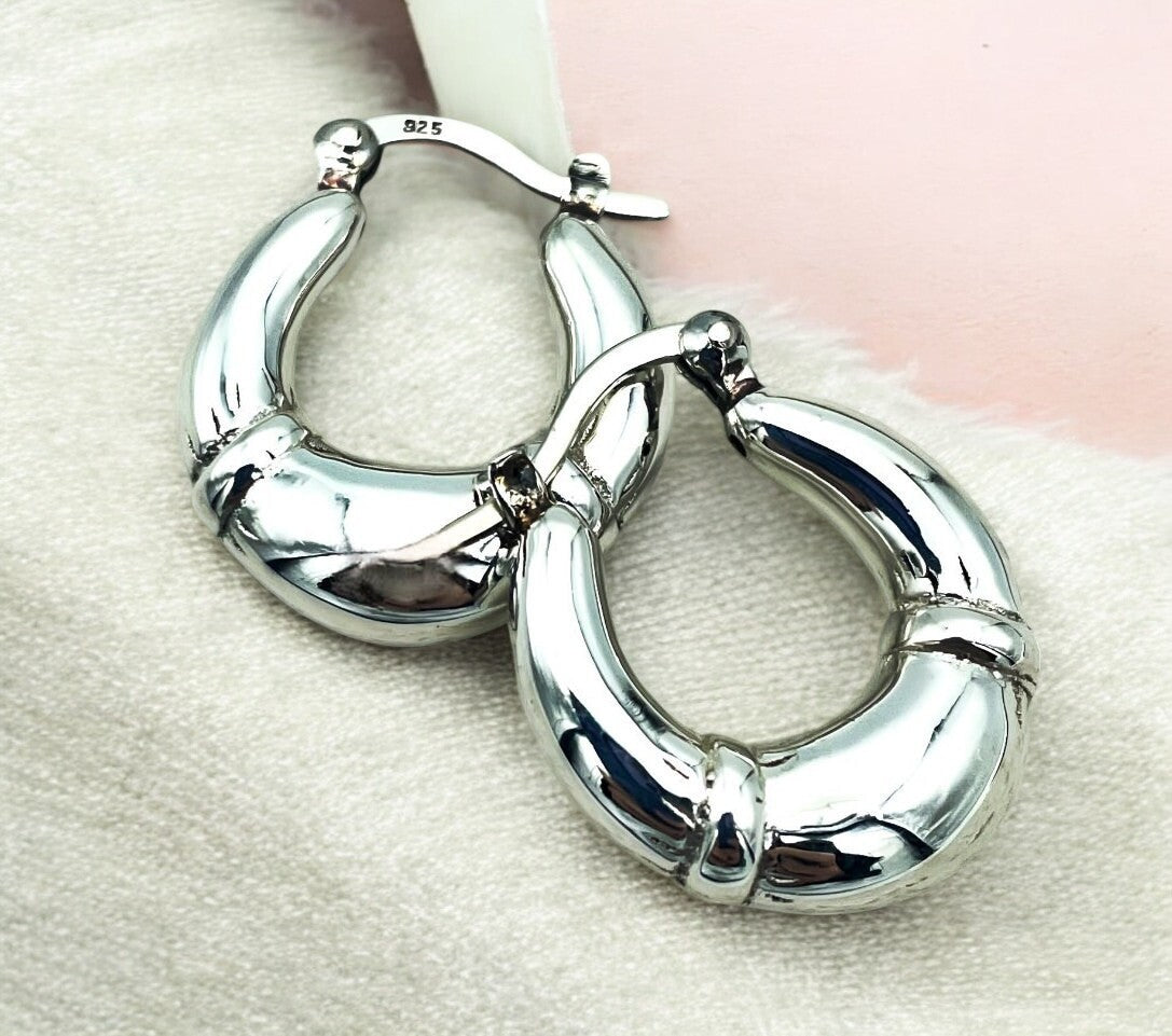 925 Silver, Lightweight Latch Back Hoops, Perfect Daily Wear Earrings 1514