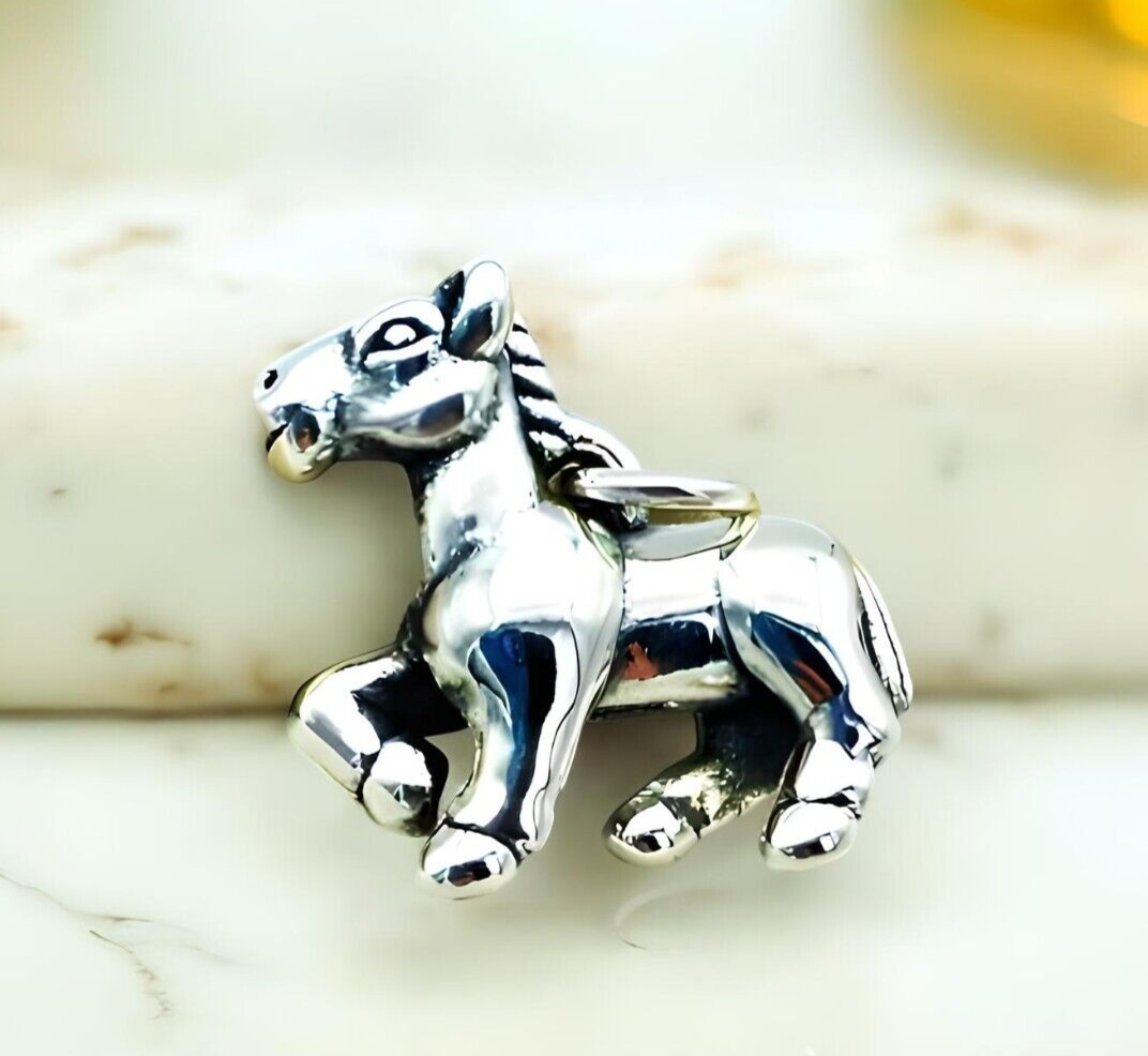 925 STERLING SILVER HORSE PENDANT LIGHTWEIGHT - Chain Sold Separate 1424