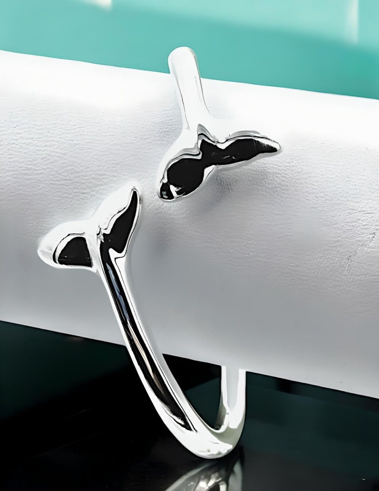 925 Sterling Silver Dolphin/Whale Tail 7" Bangle - Lightweight Bracelet 1266