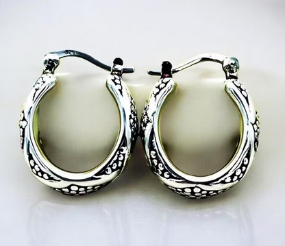 925 STERLING SILVER DOTTED SNAKE DESIGN LIGHTWEIGHT HOOP EARRINGS 1548