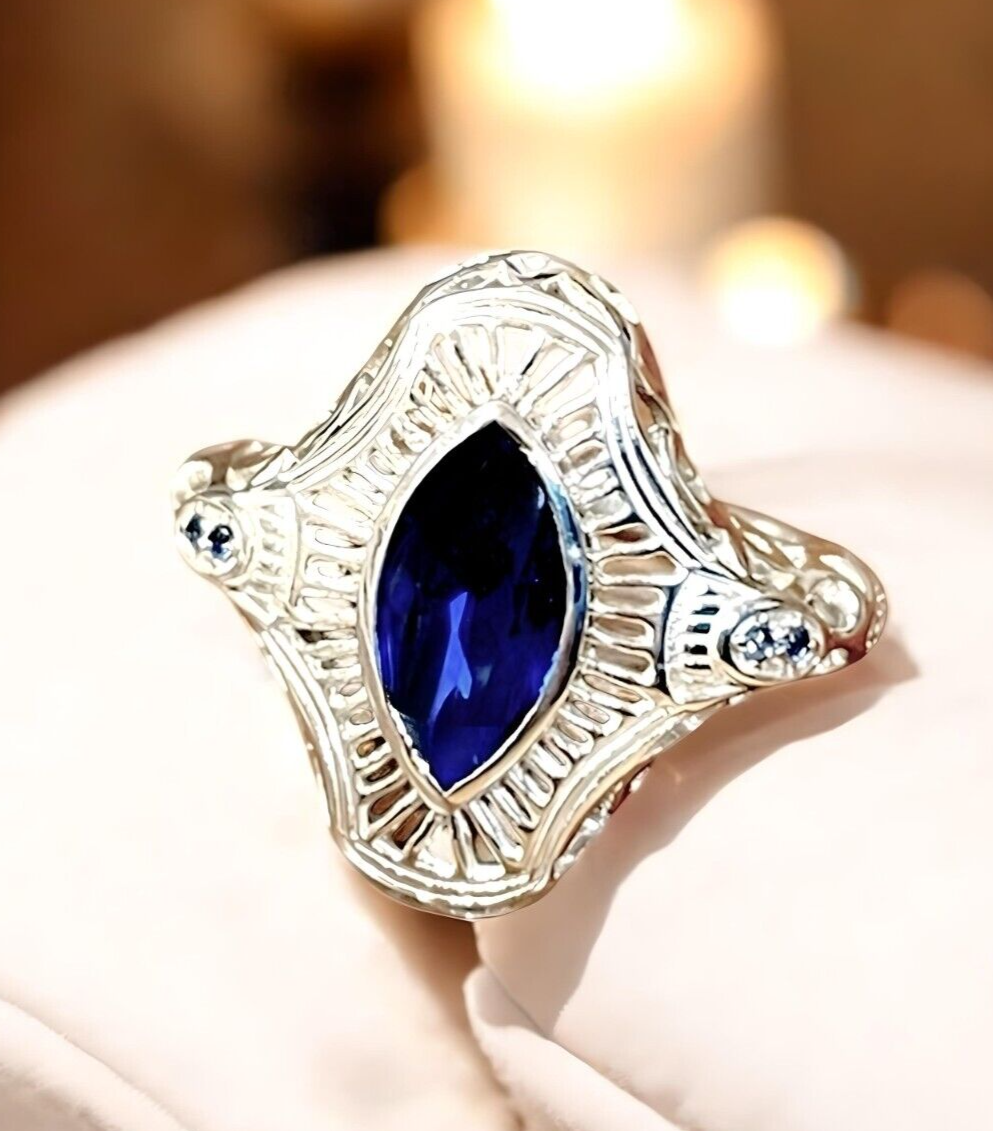 VINTAGE STYLE RHODIUM PLATED 925 STERLING SILVER SIMULATED SAPPHIRE RING 1799