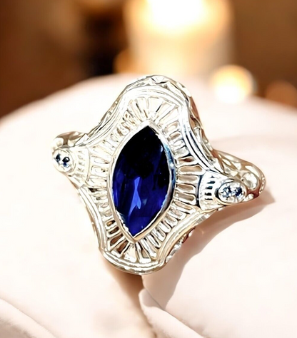VINTAGE STYLE RHODIUM PLATED 925 STERLING SILVER SIMULATED SAPPHIRE RING 1799