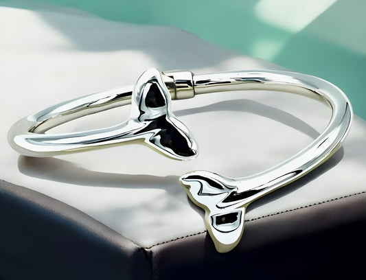 925 Sterling Silver Dolphin/Whale Tail 7" Bangle - Lightweight Bracelet 1266