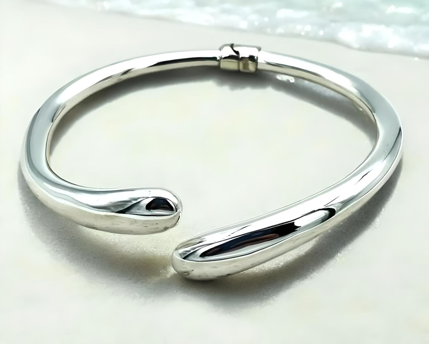 925 Light Weight Sterling Silver Bangle - Spring Hinged Design - 6.75"  1409
