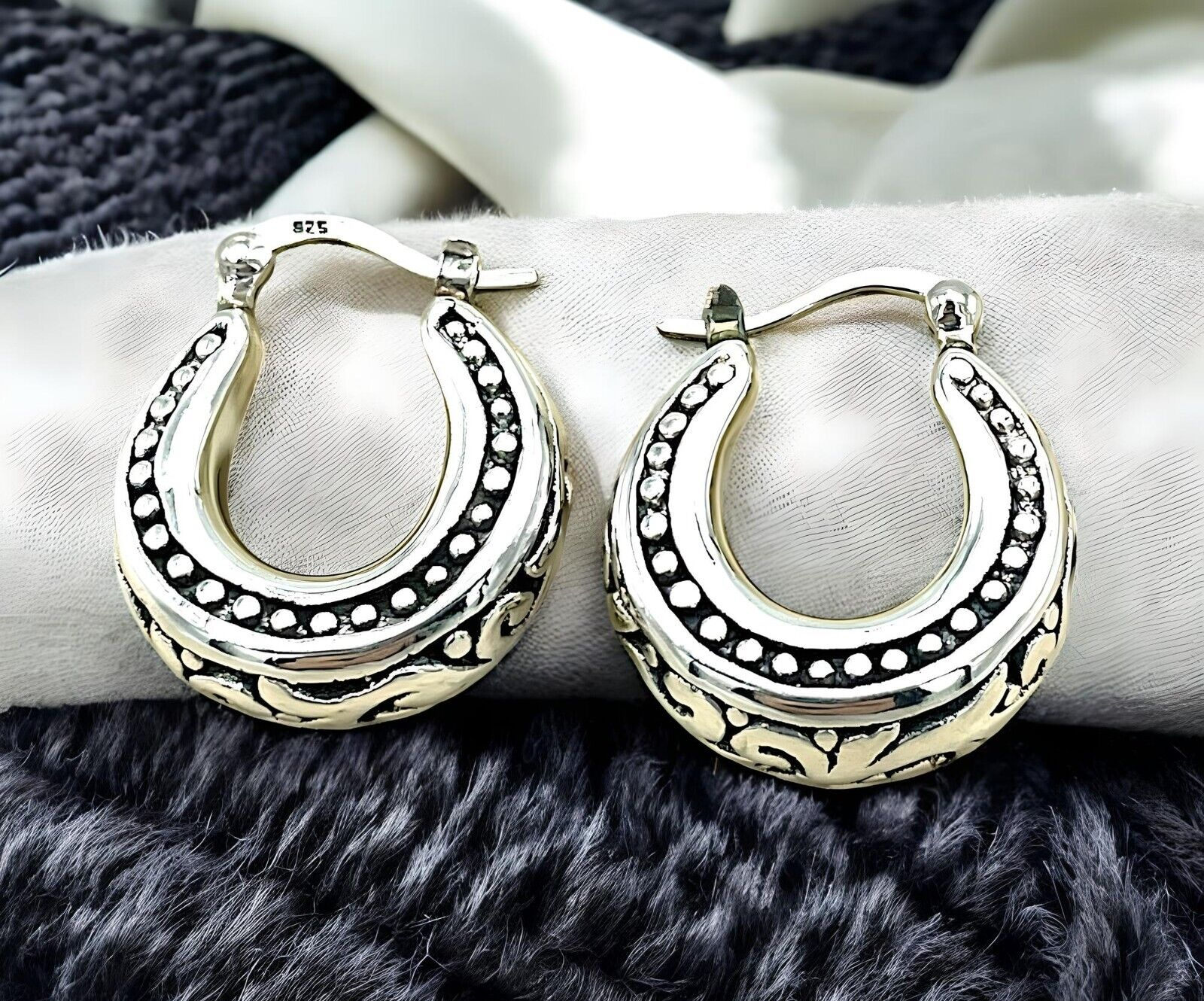 925 STERLING SILVER FILIGREE DESIGN LATCH BACK HOOP EARRINGS LIGHTWEIGHT 1674