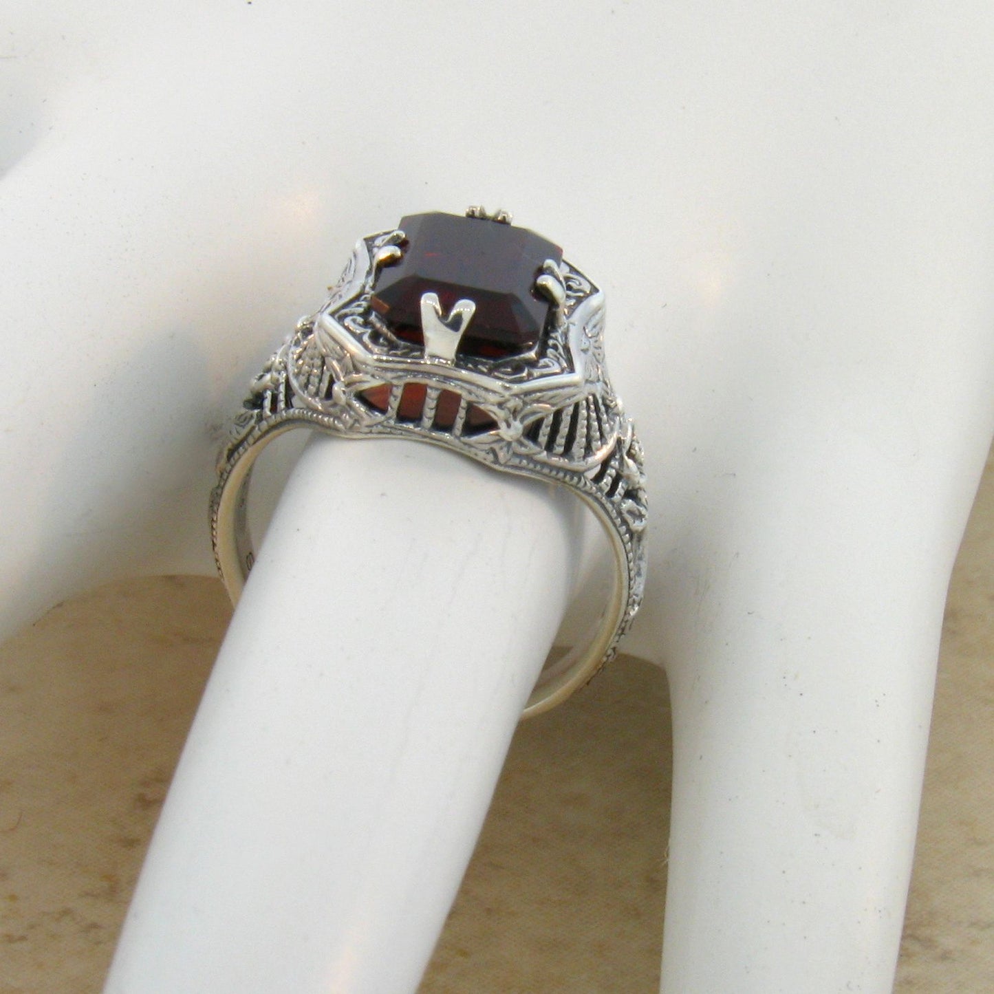 3 CARAT GENUINE GARNET ART DECO STYLE 925 STERLING SILVER FILIGREE RING     #265