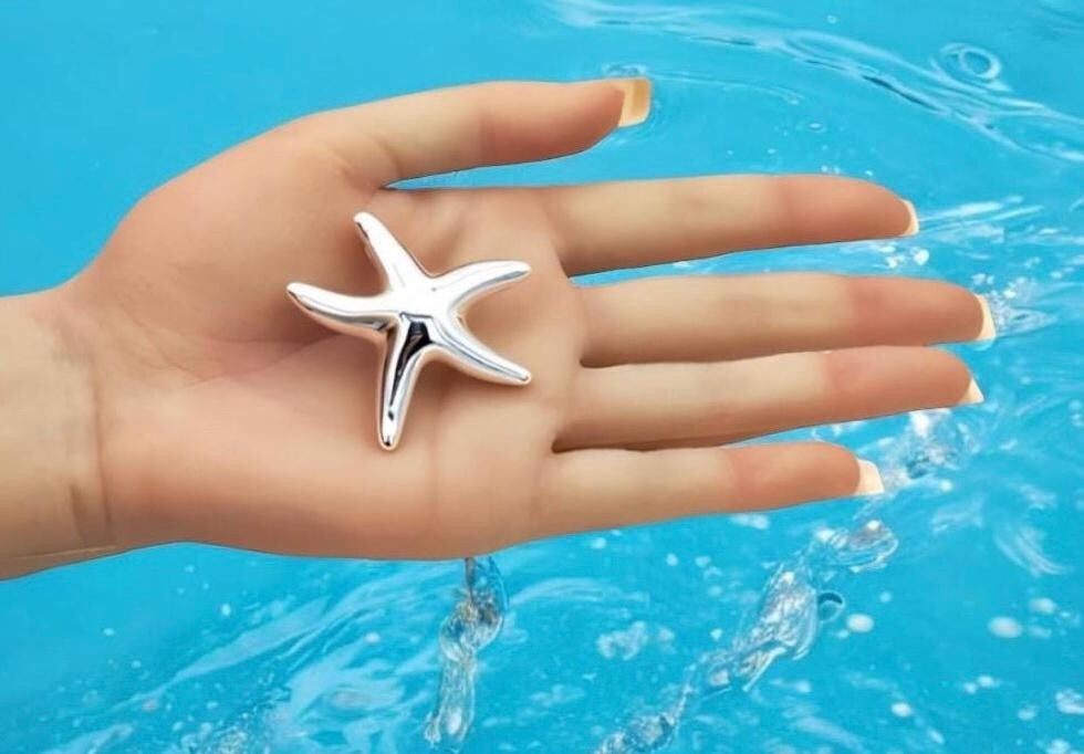 925 Lightweight Sterling Silver Starfish Pendant - Chain Sold Separate 1496