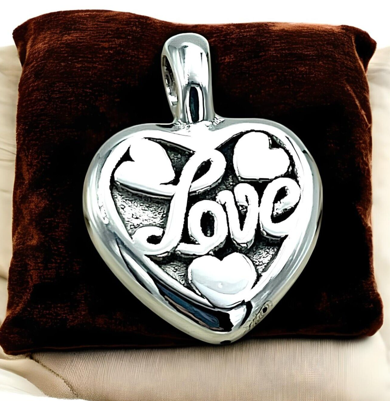 925 STERLING SILVER HEART "LOVE" PENDANT LIGHTWEIGHT, CHAIN SOLD SEPARATELY 1685