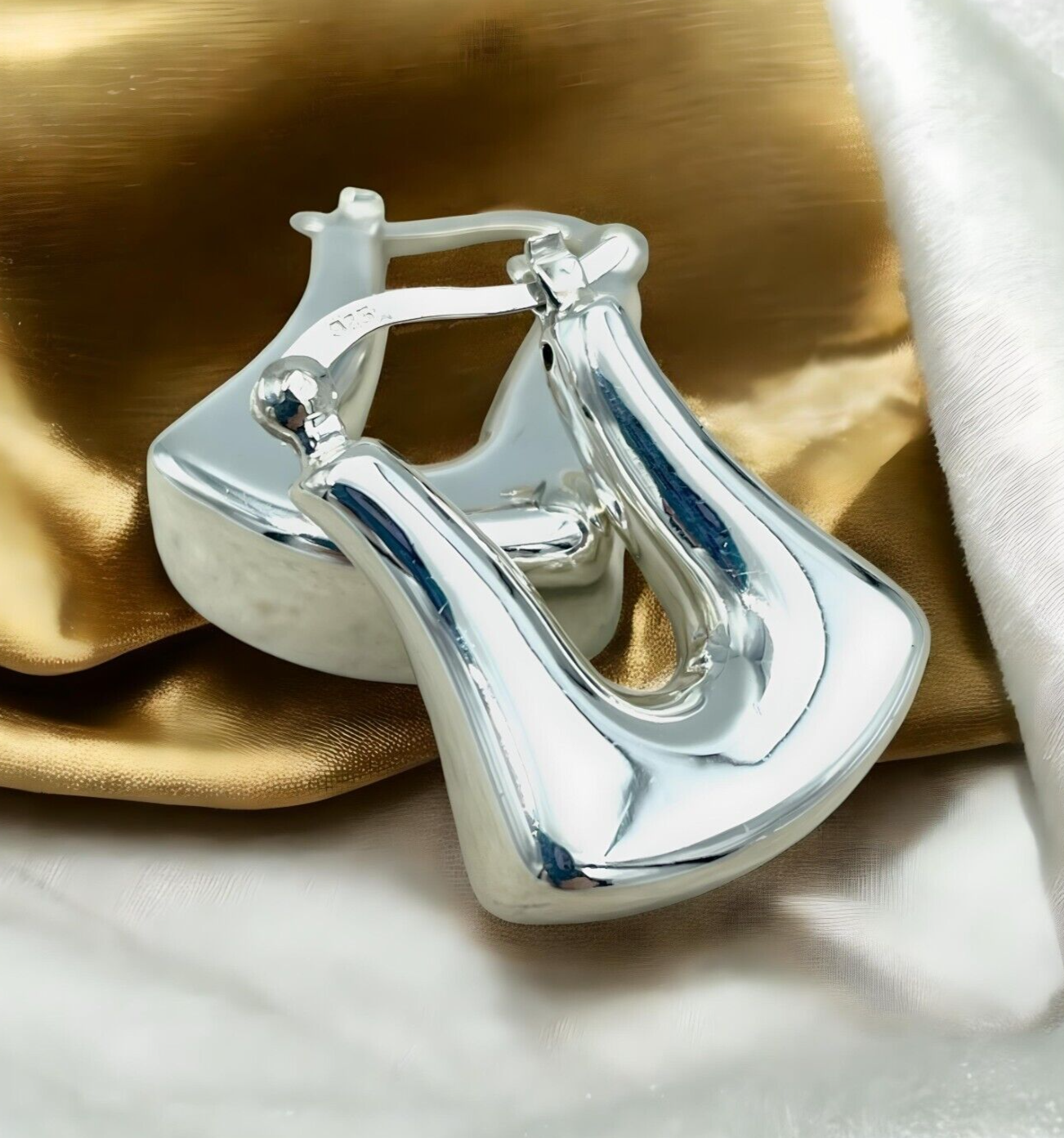 925 STERLING SILVER UNIQUE DESIGN LIGHTWEIGHT LATCH BACK HOOP EARRINGS 1662