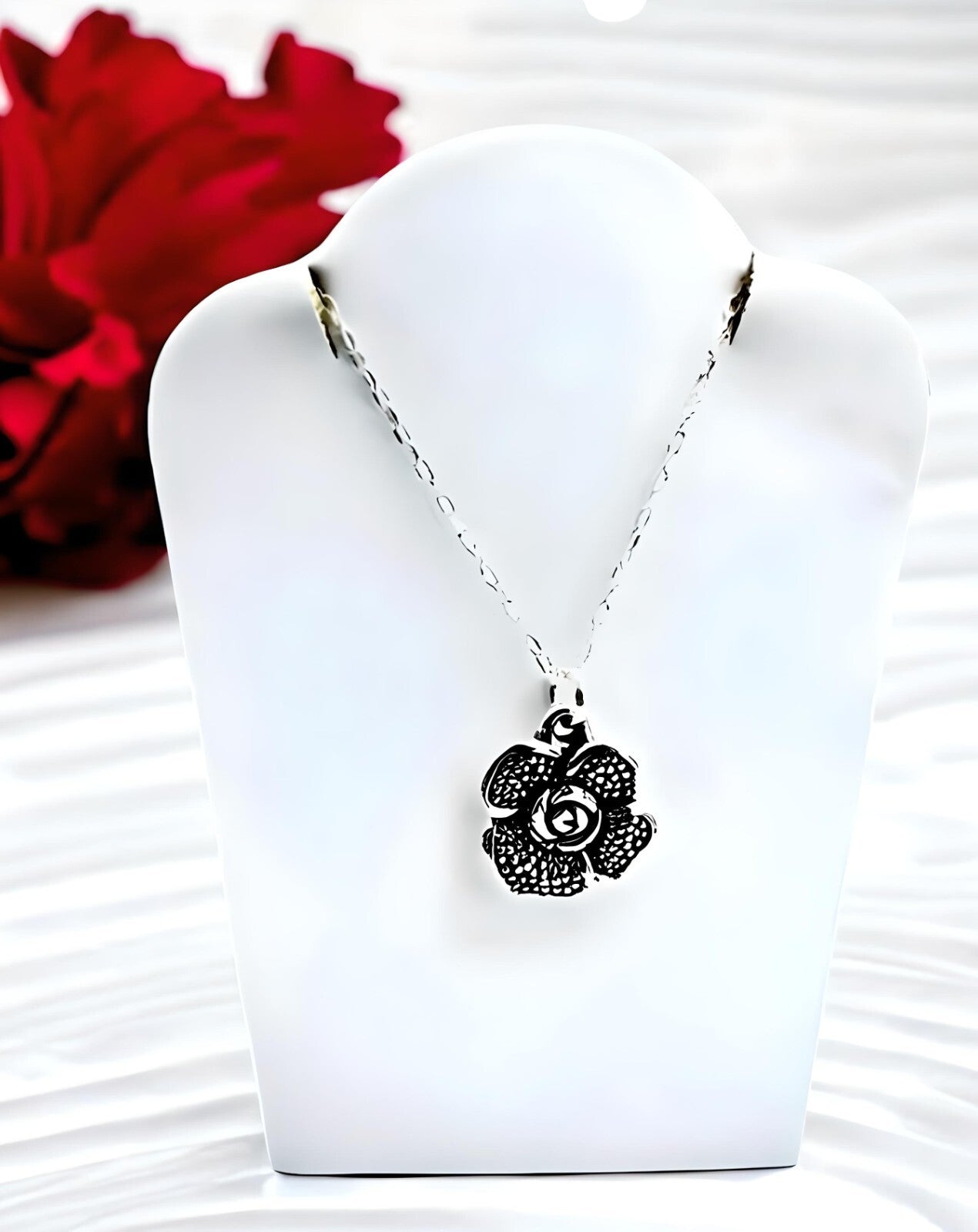 925 Silver Necklace, Lightweight Flower Pendant - Chain Sold Separate 1483