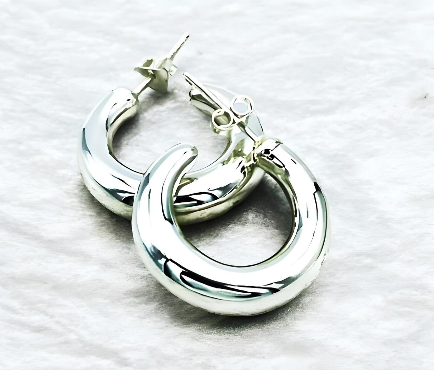 925 Silver, Light Weight Hoop Earrings, Simple Push Back, Everyday Elegance 1452