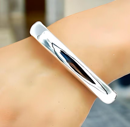 925 Sterling Silver 6 3/4" Hinged Square Bangle - Lightweight Bracelet 1250