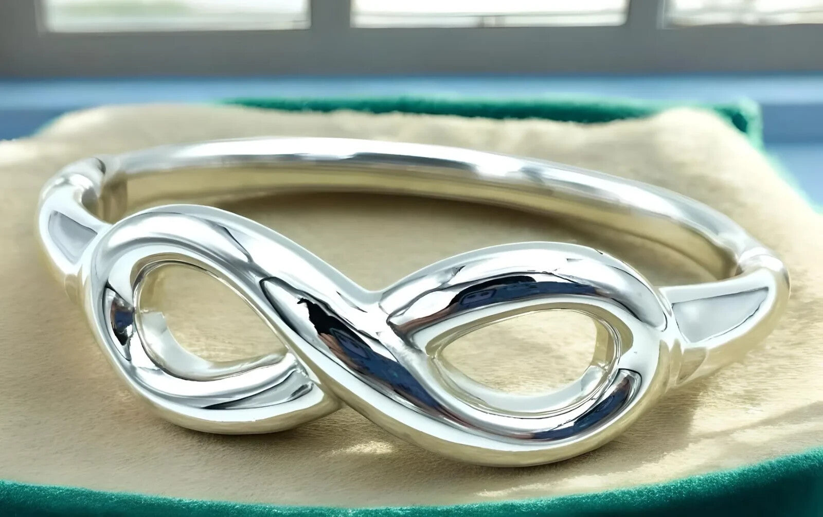 925 Sterling Silver Infinity Bangle - 6.5" Spring Hinged Lightweight 1199
