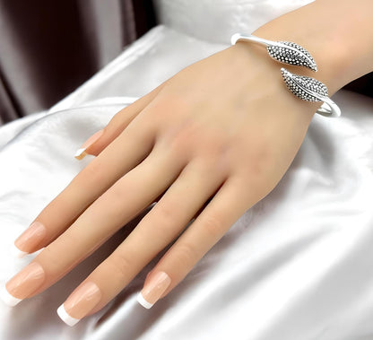 925 Sterling Silver Leaf Bangle Bracelet - 6.5" Lightweight Dotted Design 1451