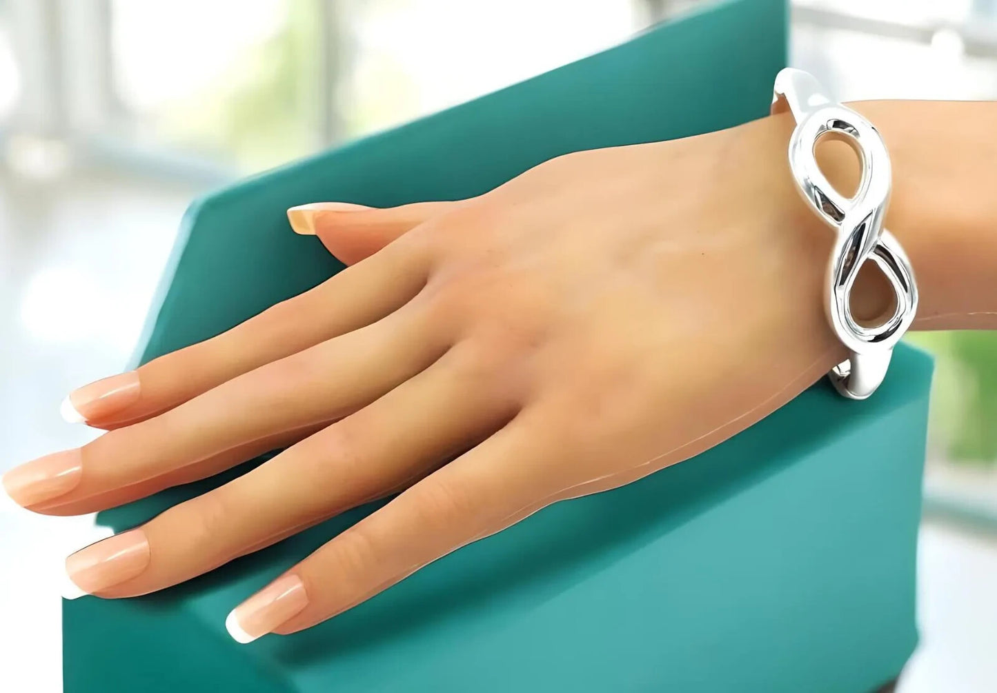 925 Sterling Silver Infinity Bangle - 6.5" Spring Hinged Lightweight 1199